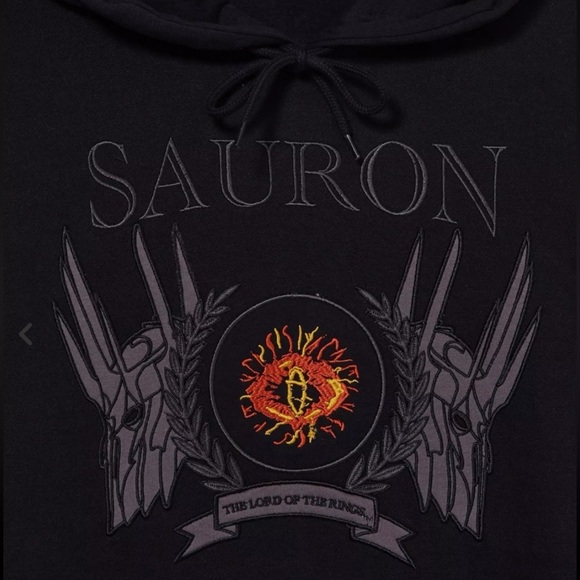 Lord of the Rings Eye of Sauron Crest Embroidered Hoodie - Picture 2 of 5